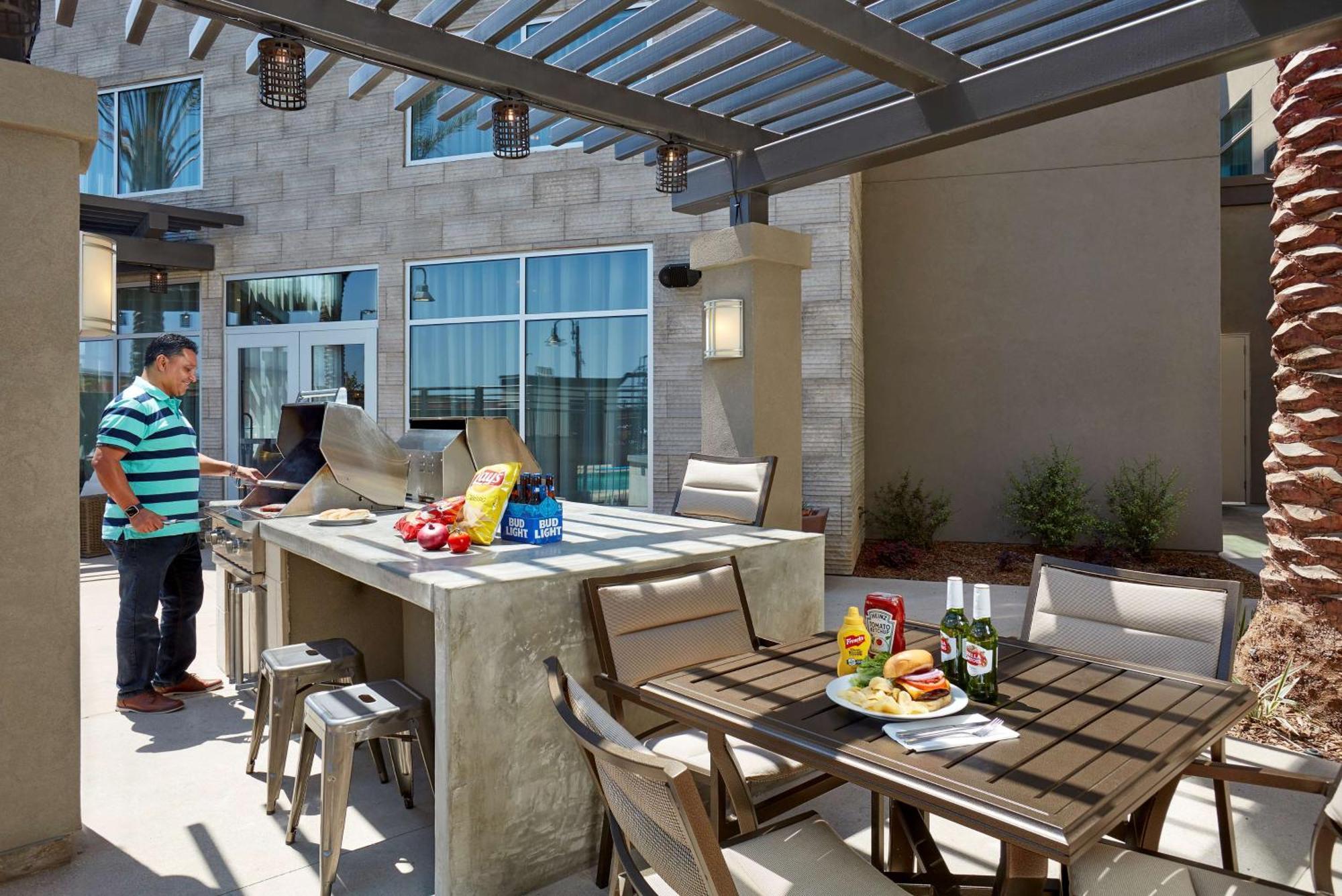 Hotel Homewood By Hilton Angeles Redondo